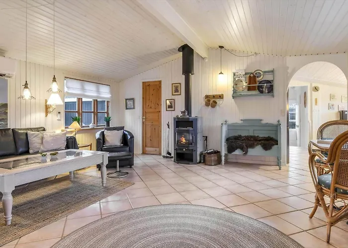 別荘 C11054-hemmet-husfold-2